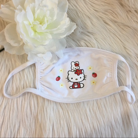 💕LAST 1💕 Hello kitty strawberry facial mask - Picture 2 of 7